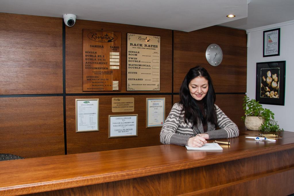 Hotel Riviera Sinaia Buitenkant foto